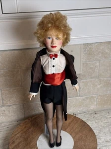 Vintage 1985 Effanbee's LUCILLE BALL DOLL As I Love Lucy On Stand 16" - Picture 1 of 12