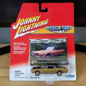 Johnny Lightning 1968 Mercury Cougar XR7 Muscle Cars USA Diecast 1:64 Gold - Picture 1 of 8