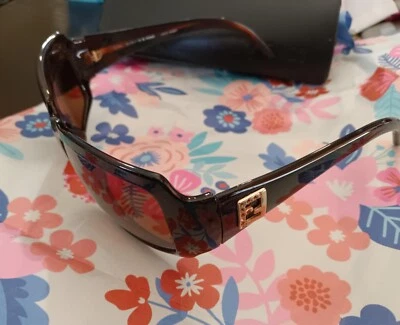 Gafas de sol Fendi FS342R 215 58/16 125 FF logotipo en los tallos Foto 1 de 4