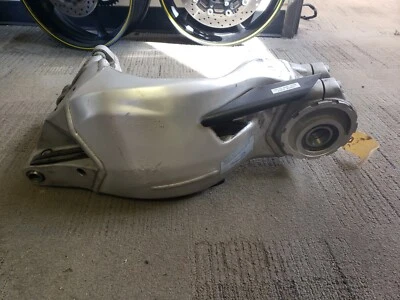 07-13 DUCATI 848 1098 EVO BASCULANTE TRASERO MONTAJE BRAZO OSCILANTE PLATEADO Foto 1 de 4