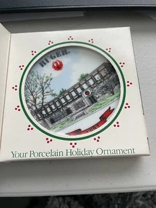 Vintage Sturm Ruger Firearms 1991 Christmas Plate Ornament NIB - Picture 1 of 6