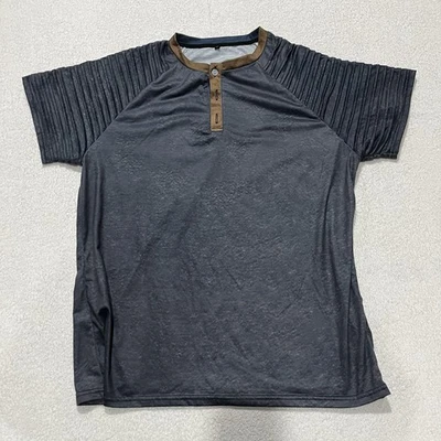 GREAT CONDITION! American Wrinkle Henley Collar Shirt Short Sleeve Men's Size: L - Image 1 of 4