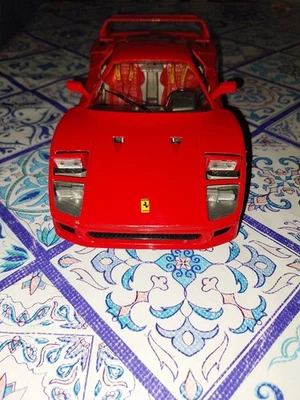 FERRARI F40 POLISTIL SCALA 1,18 - Immagine 1 di 4