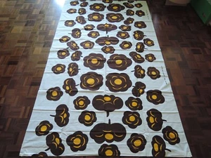 【Vintage】Marimekko MAIJA ISOLA 1972 "TUMMA " Tela de algodón 135 x 236 cm - Imagen 1 de 8