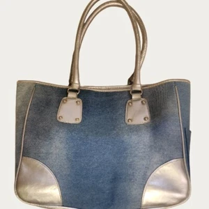 SPRING Neiman Marcus FADED DENIM and SILVER Metallic TOTE EUC - Picture 1 of 14