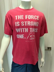 Camiseta roja de Disney's Star Wars 'La fuerza es fuerte con este' para hombre talla XL - Imagen 1 de 3
