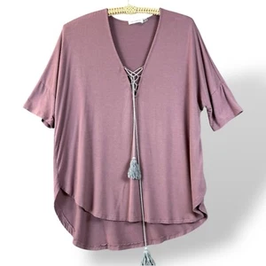 The Hanger Top Damen Gr. M Mauve Kurzarm V-Ausschnitt Schnürung Quaste Bindeband Tee Boho - Bild 1 von 9