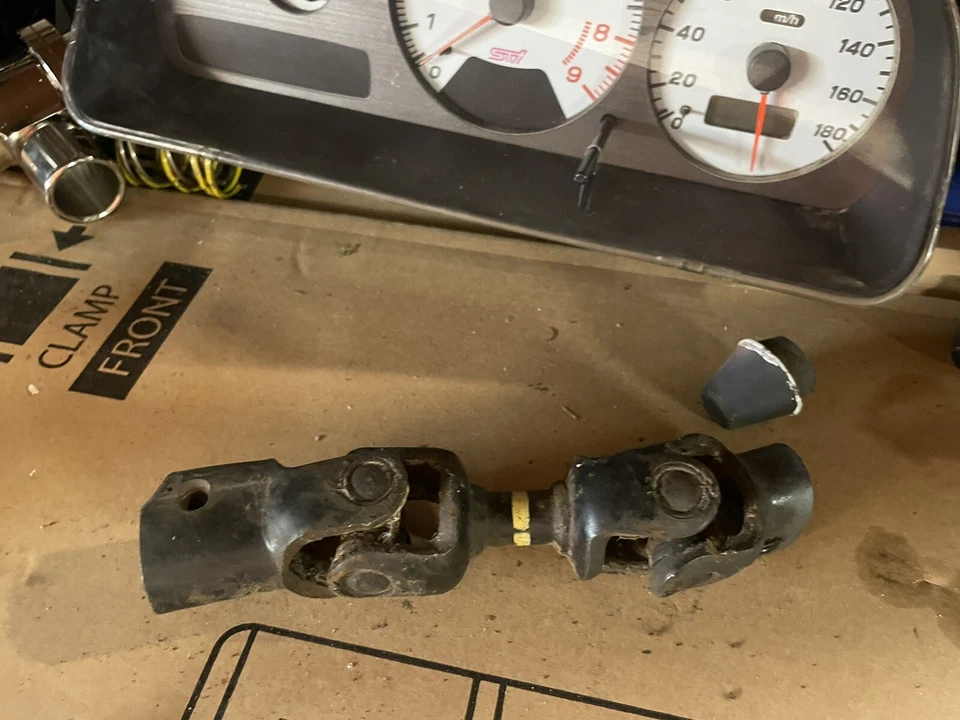 Nudillo de dirección asistida subaru impreza classic wrx sti jdm 1997 Foto 1 de 1