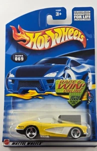 2002 Corvette Series Hot Wheels '58 CORVETTE New Diecast Toy Car Mint - Picture 1 of 6