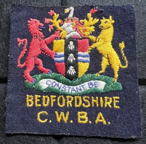 BEDFORDSHIRE C.W.B.A. COUNTY DAMEN BOWLING ASSOC. VINTAGE STOFF PATCH ABZEICHEN - Bild 1 von 3
