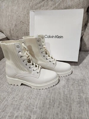 Botines de combate Calvin Klein Samica con cordones suela acolchada marfil 10M Foto 1 de 4
