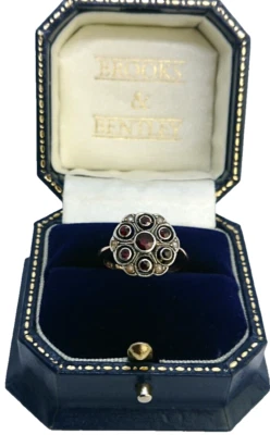 Anillo granate y perlas divididas oro rosa y blanco de 9 quilates anillo granate oro vintage talla N Foto 1 de 4