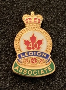 Royal Canadian Legion Associate 40 Years Coat Of Arms Screw Back Hat Pin - SP8 - Picture 1 of 4
