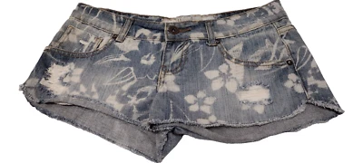 Pantalones Cortos Denim Distress Floral de Honolua Wahine Talla M Azul Lavado Medio Foto 1 de 4
