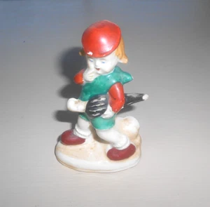 Vintage ceramic child with umbrella, made in Occupied Japan, figurine - Picture 1 of 4