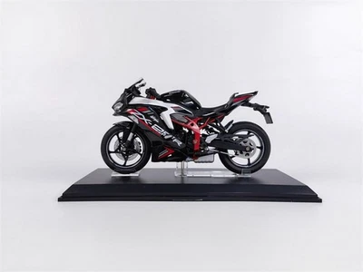AOSHIMA 1/12 Scale Kawasaki Ninja ZX-25R Red/Black Motorcycle Diecast Model - Image 1 of 4