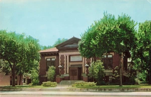 Postcard Arkansas City, KS: Public Library | Carnegie Library | Vintage Scene - Picture 1 of 3