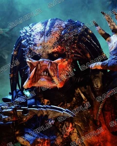PREDATOR 1987 8X10 Photo 04 KEVIN PETER HALL - Picture 1 of 1