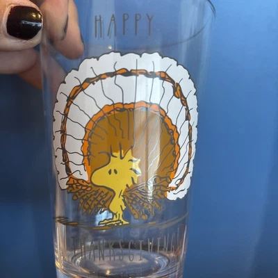 Vasos de plástico Pottery Barn Kids Snoopy & Woodstock tazas de feliz acción de gracias 3 Foto 1 de 4