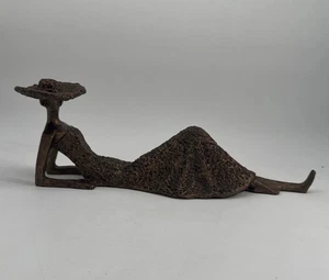 Antica scultura statua dama 17” bronzo testurizzato giorni estivi primi 19446 - Foto 1 di 14