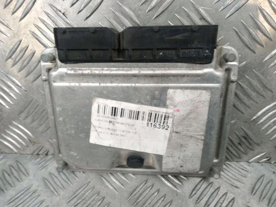 CALCULATEUR MOTEUR ECU Ford Galaxy (WGR) MPV 1.9 TDI (AUY) 2004 1220348 - Immagine 1 di 2