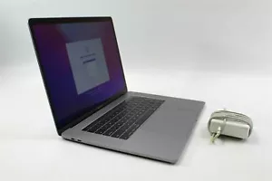 MacBook Pro A1707 2017 15" Retina 2.90GHz 16GB 512GB SSD Radeon Pro 560 Ventura - Picture 1 of 6