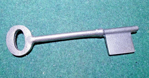 BLANK STEEL 3 3/4" BIT or SKELETON KEY - PERFECT FOR RIM LOCKS   (33153) Cover