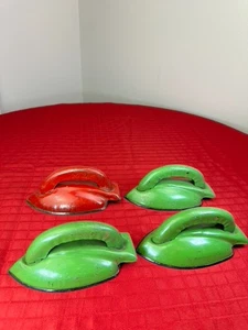 4 LOT VTG Original Sammlerstück Kinder METALL Retro SPIELZEUG EISEN - Bild 1 von 10