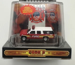 Code 3 Die-cast City Of New York Fire Suburban Model #12403 #22 - Picture 1 of 5