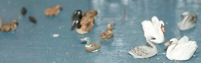 Waterfowl Swans ducks Geese F123 UNPAINTED OO Scale Langley Models Kit 1/76 - Image 1 of 3