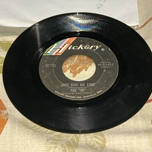 *Hear Video*THE "IN" Just Give Me Time/Midnight Hour 1966 HICKORY Fuzz Garage 45 - Bild 1 von 2
