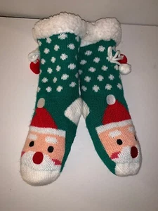 CAT & JACK Girls' Slipper Socks in GREEN/WHITE DOT SANTA Faux Fur Lining Md NWOT - Picture 1 of 7
