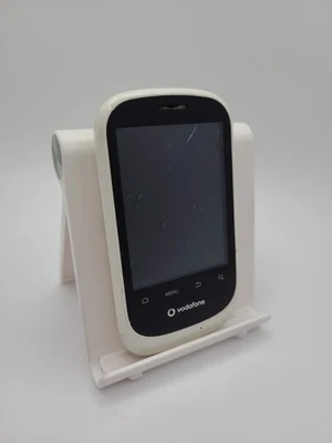 Vodafone 858 Smart White Unlocked 150MB Android Smartphone Cracked Incomplete - Image 1 of 4