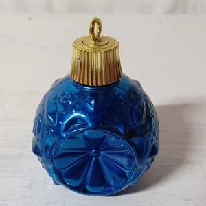 Vtg Avon Christmas Sparkles Glass Ornament 4 Oz Bubble Bath 1968 Empty Blue - Picture 1 of 3