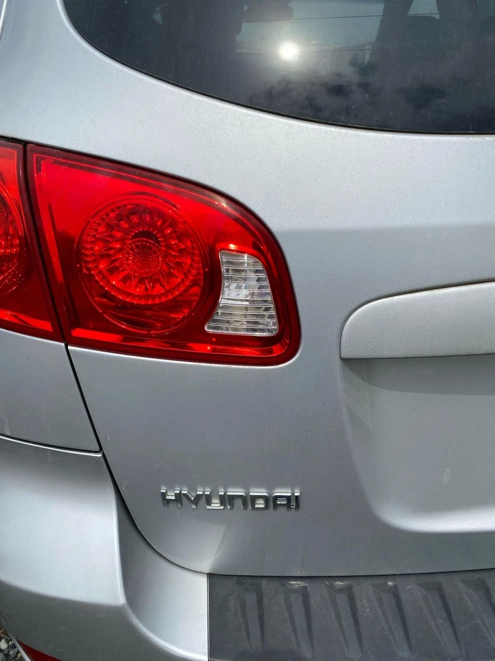 08 09 Conjunto de luces traseras lado conductor izquierdo HYUNDAI SANTA FE Foto 1 de 1