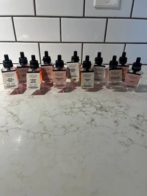 Lot of 11 NWT Bath and Body Works Wallflowers plug in  - Image 1 of 3