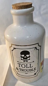 HALLOWEEN NOVELTY-WITCH'S POTION-TOLL TROUBLE Decorative CERAMIC CORKED BOTTLE - Bild 1 von 1