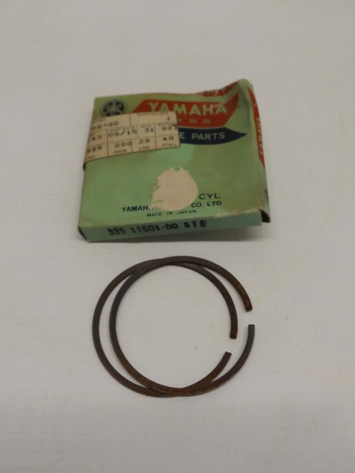 NOS YAMAHA 335-11601-00-00 PISTON RING SET STD BORE YLCM YL2 RS100 L5 LT2 - Image 1 of 1