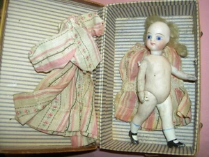 Antique all bisque j'td. (6-pc swivel neck) closed mouth mignonette doll &TRUNK - Picture 1 of 24