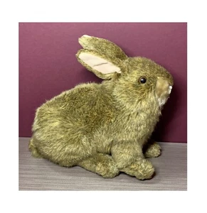 LOOKS LIKE THE REAL THING BUNNY/RABBIT PLUSH/STUFFED ANIMAL - ADORABLE - Picture 1 of 7