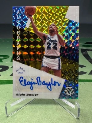 Panini Mosaic Elgin Baylor Gold Prizm 2019-20 automático/10 - Los Angeles Lakers Foto 1 de 2