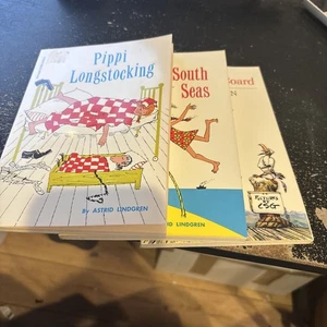 Pippi Longstocking Books Scholastic Illustrated Paperbacks 3 Books - Picture 1 of 12