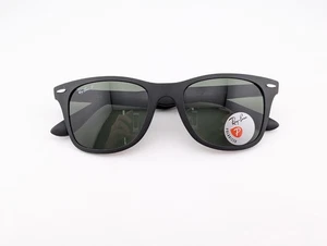 *Nuevo* Gafas de sol polarizadas Ray-Ban, Liteforce RB 4195 201-S/9A, 52-20-150, Italia - Imagen 1 de 19