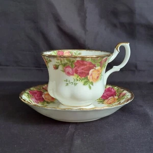 Royal Albert Old Country Roses Cup Saucer Duo Bone China Floral Gilt Farmhouse - Picture 1 of 24