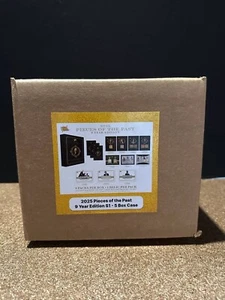 2025 SUPER BREAK PEZZI DEGLI ULTIMI 9 ANNI EDIZIONE S1 SERIE 1 SIGILLATO 5 BOX CASE - Foto 1 di 4