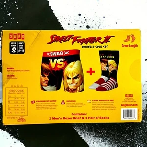 New Street Fighter II Men's Size Small Boxer Briefs & Crew Socks Swag Gift Set - Picture 1 of 2