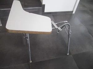 Vitra EAMES - Stacking Base Chrom Herman Miller DSS-T Stapelgestell mit Tisch - Bild 1 von 13