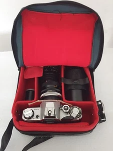 Canon AE 1 im Set mit Objektiven und Tragetasche - Bild 1 von 8