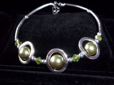 藏银时尚绿色玻璃和水晶珠手链 N-01 *优质珠宝首饰 — 第 1/2 张图片