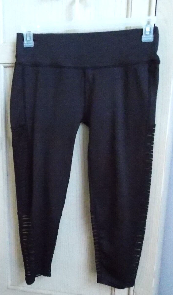 Dunlop Womens Black Size Large 12-14 Capri Athletic Exercise Capris Pants NEW - Image 1 of 1